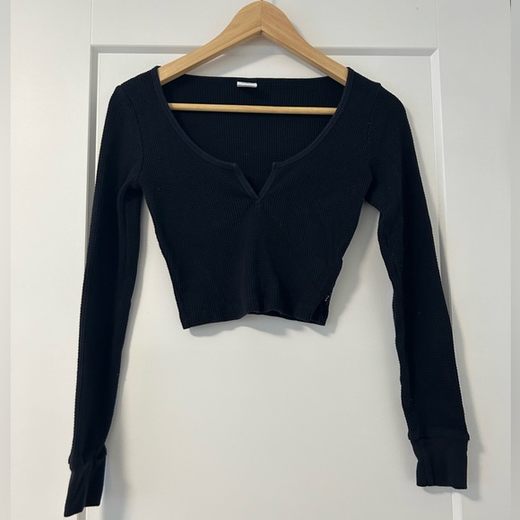 Aritzia/TNA- wafflex long sleeve with a notch top, size S, black - Picture 1 of 2